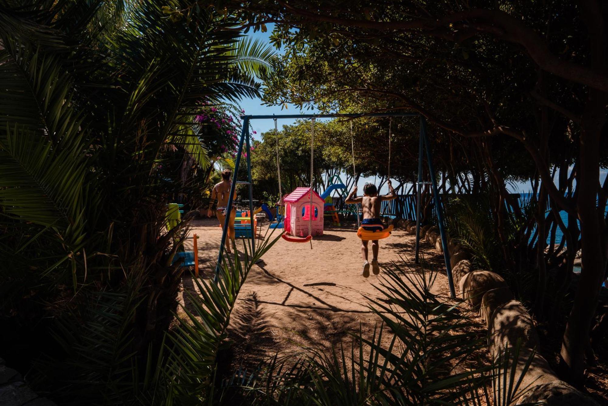Villaggio La Maree Pisciotta Exterior photo