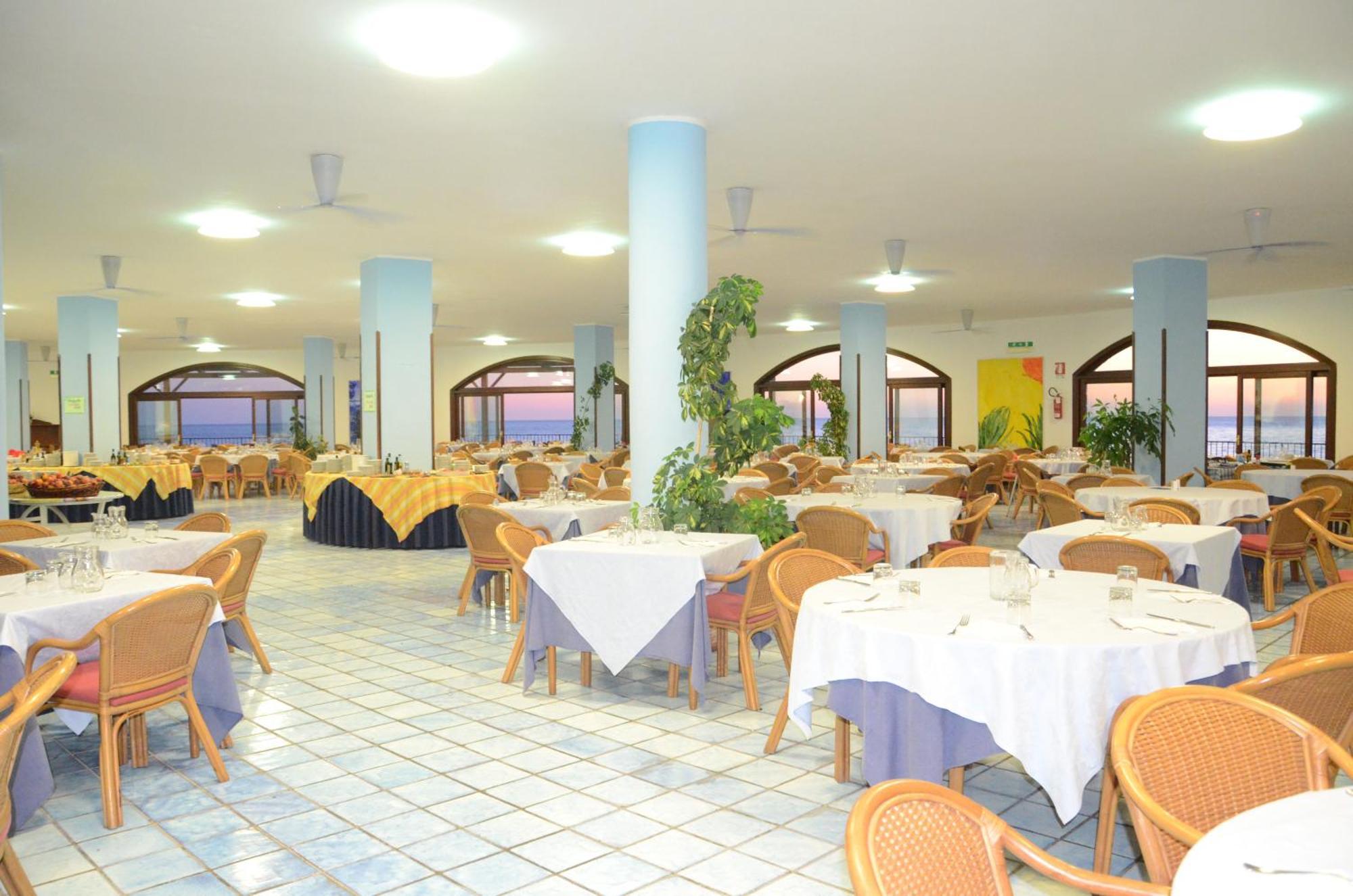 Villaggio La Maree Pisciotta Exterior photo